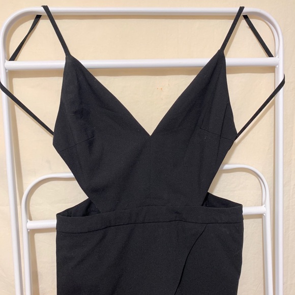 ASOS Skirt/Short Romper deep V, pockets & back tie - Picture 9 of 10